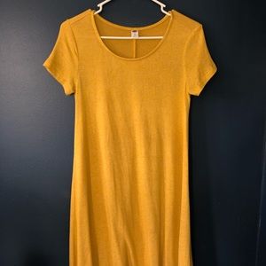 yellow sundress